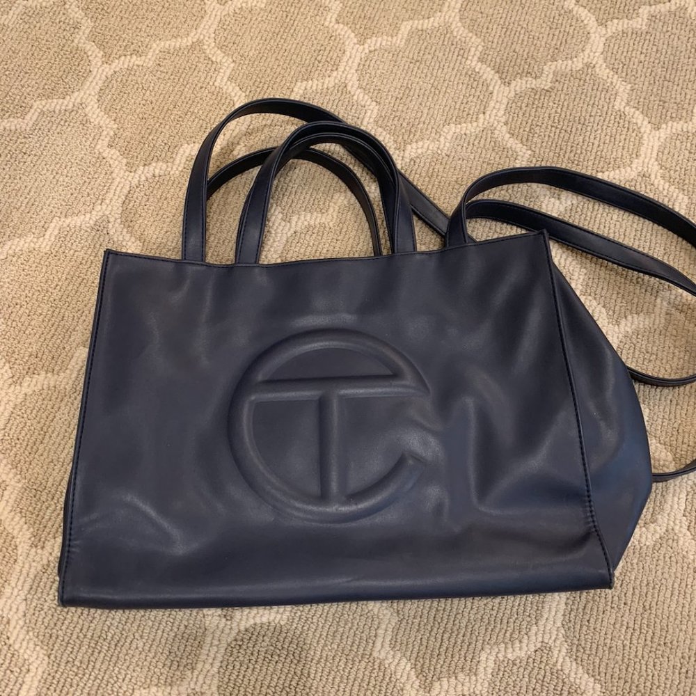telfar medium shopping bag navy